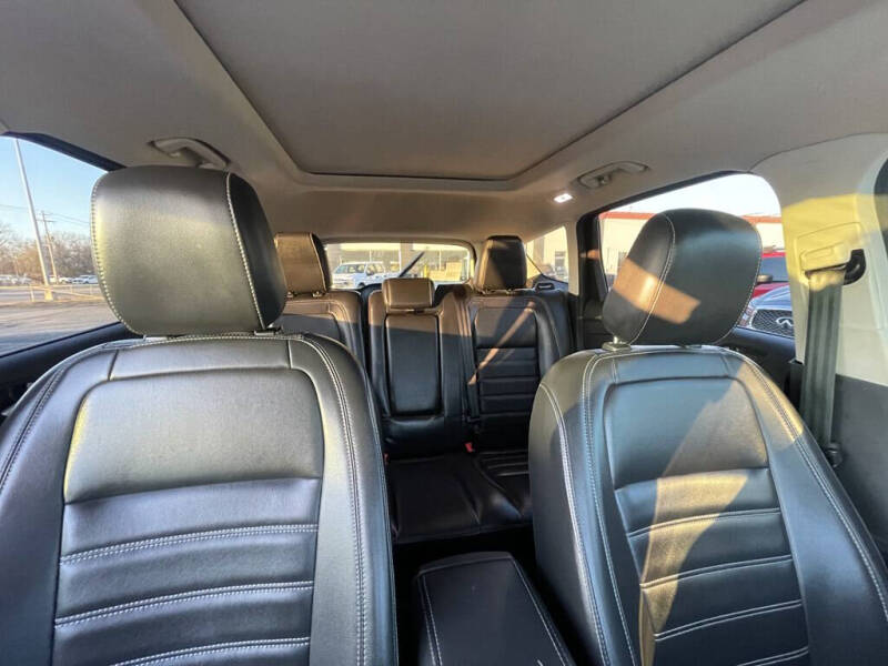 2019 Ford Escape SEL