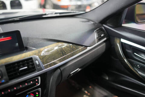 2016 BMW 3 Series 328i