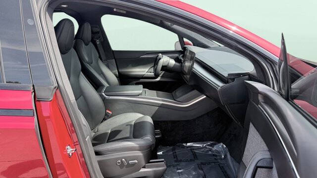 2022 Tesla Model X Plaid