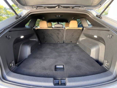 2024 Volkswagen Atlas Cross Sport SE 4Motion