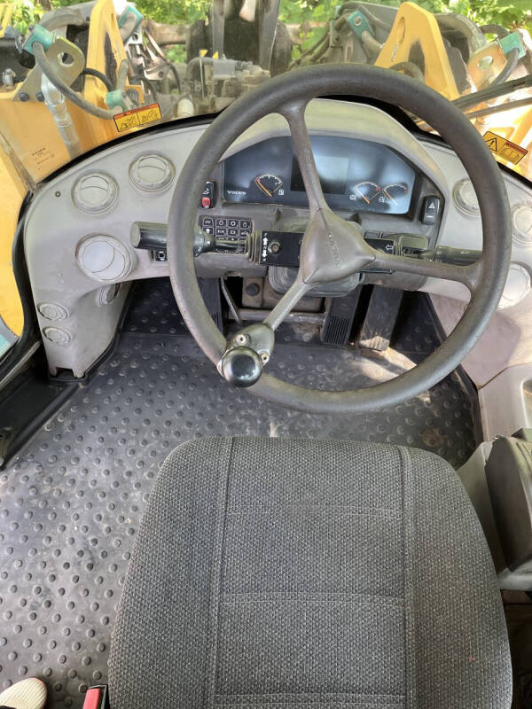 2009 Volvo L90F