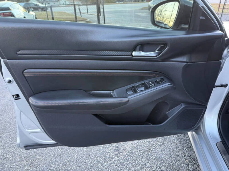 2020 Nissan Altima 2.5 SR