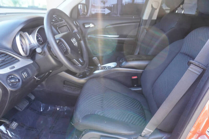 2018 Dodge Journey SXT - Photo 20