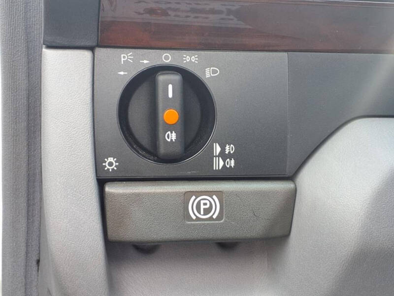 1995 Mercedes-Benz E-Class E 320