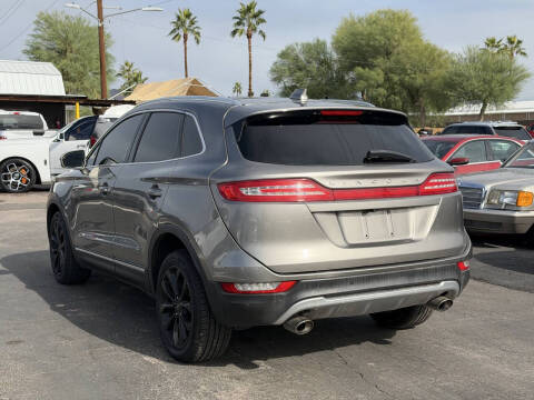 2017 Lincoln MKC Select