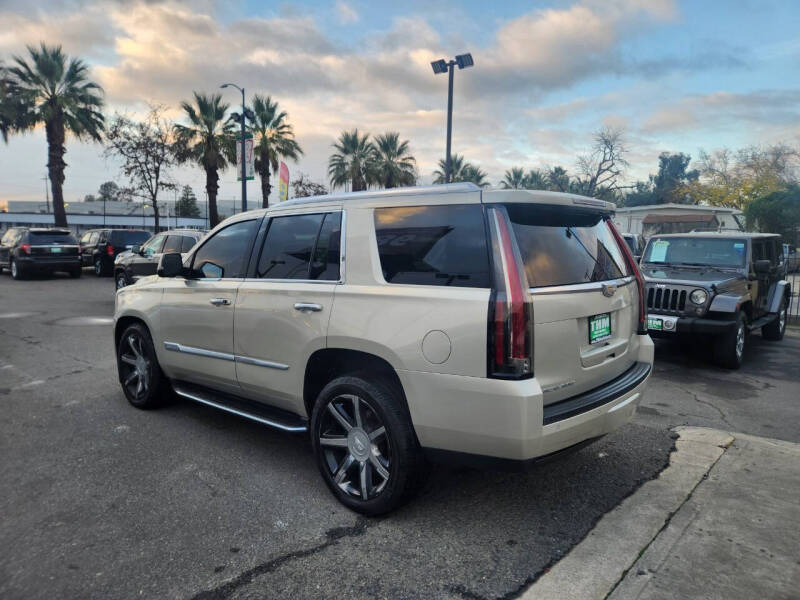 2015 Cadillac Escalade Luxury