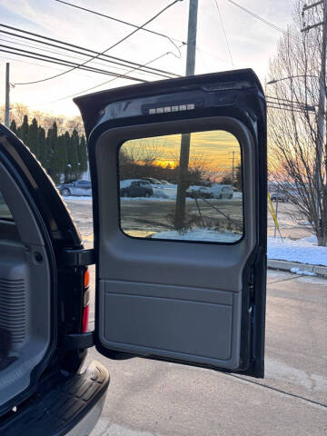 2004 Chevrolet Suburban 1500 LT