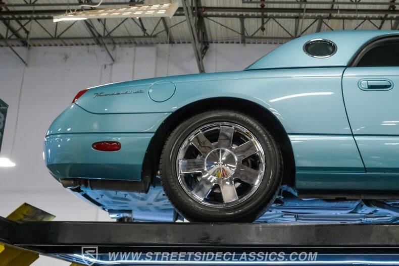2002 Ford Thunderbird Deluxe