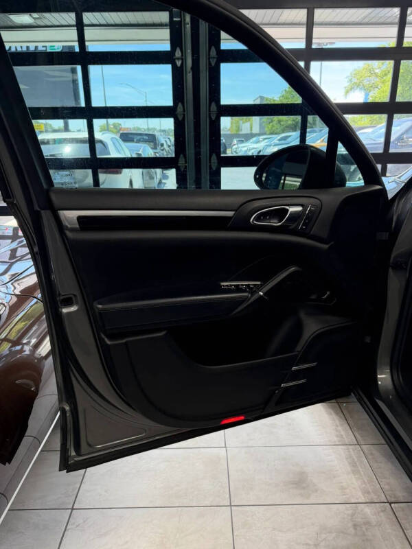 2016 Porsche Cayenne