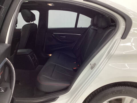 2016 BMW 3 Series 328i