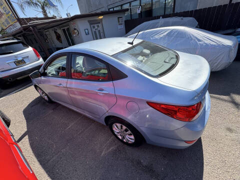 2013 Hyundai Accent GLS