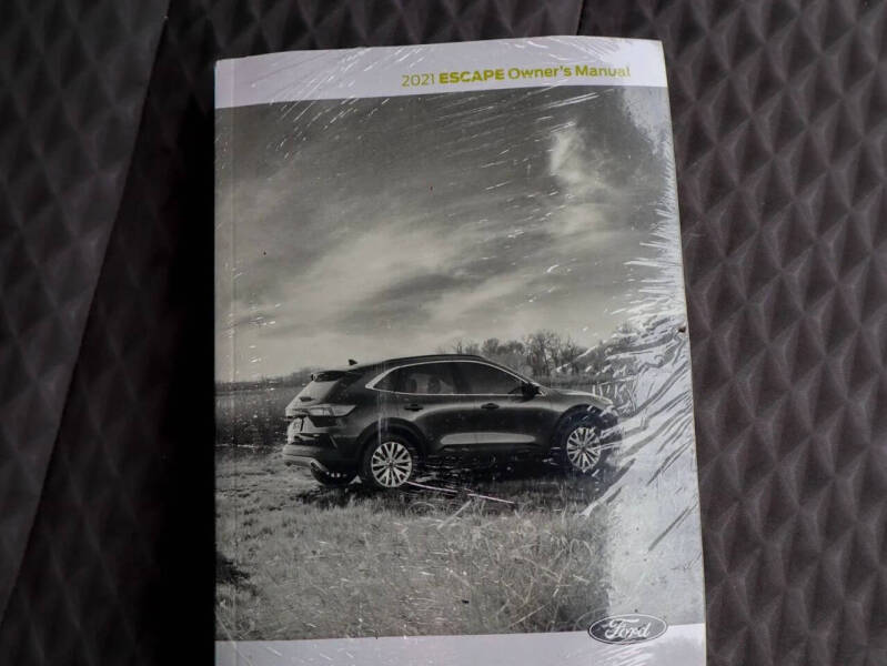 2021 Ford Escape SE