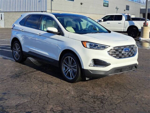 2024 Ford Edge Titanium
