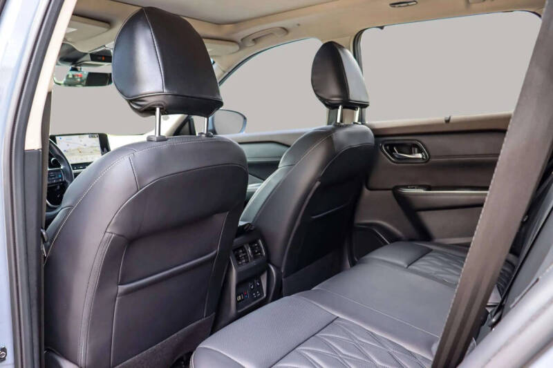 2022 Nissan Rogue Platinum