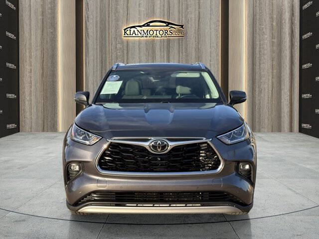 2021 Toyota Highlander Platinum