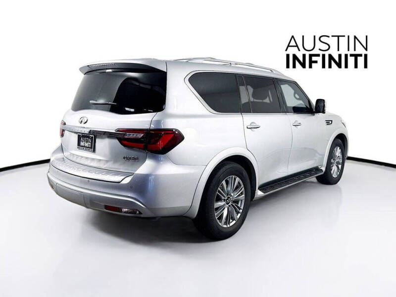 2019 Infiniti QX80 Luxe