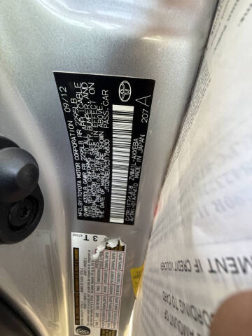 2012 Toyota Prius v Two