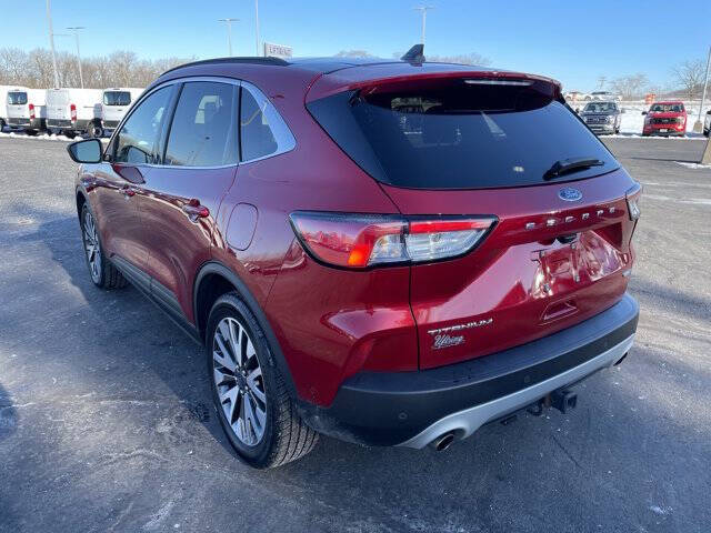 2020 Ford Escape Titanium