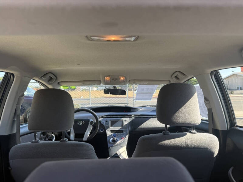 2015 Toyota Prius Three