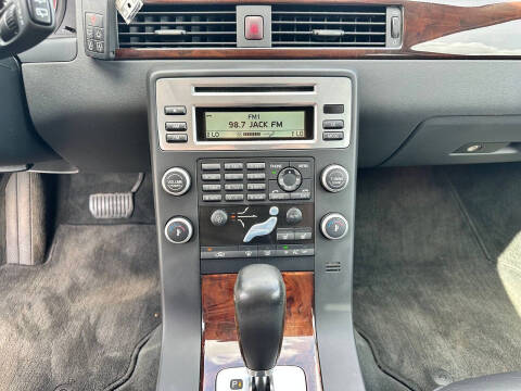 2009 Volvo V70 3.2