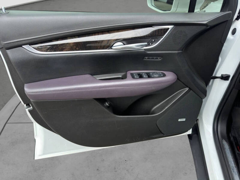 2017 Cadillac XT5 Premium Luxury