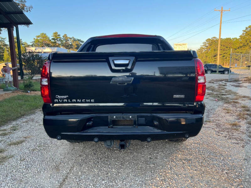 2011 Chevrolet Avalanche LT