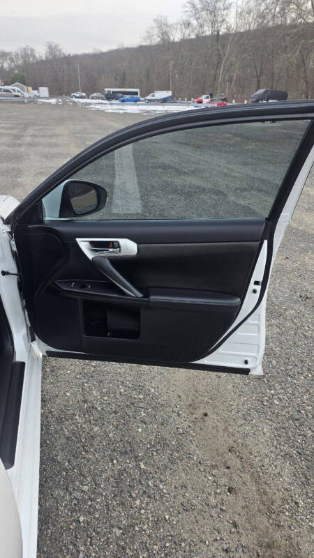 2011 Lexus CT 200h Premium