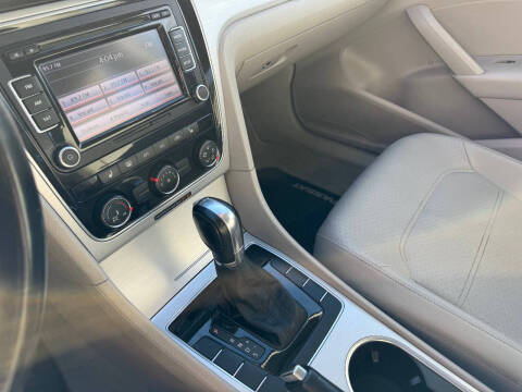 2013 Volkswagen Passat TDI SE