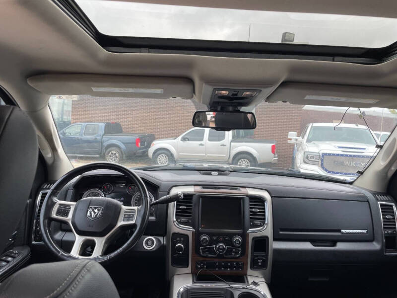 2016 RAM 3500 Laramie