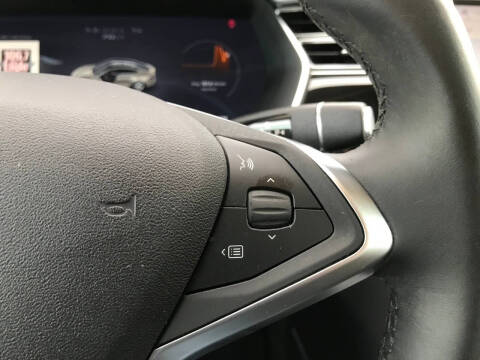 2015 Tesla Model S 70D