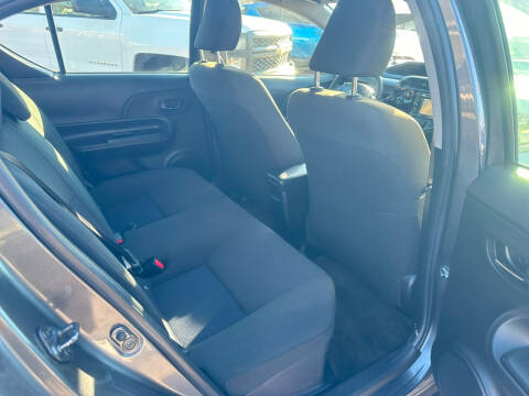 2018 Toyota Prius c Three