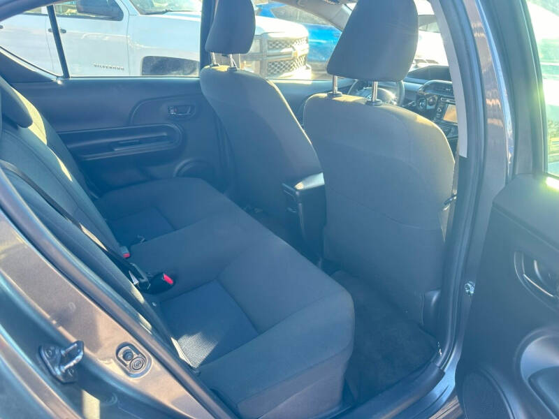 2018 Toyota Prius c Three