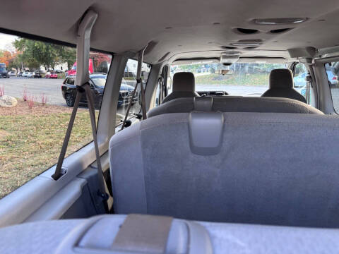 2009 Ford E-Series E-350 SD XLT