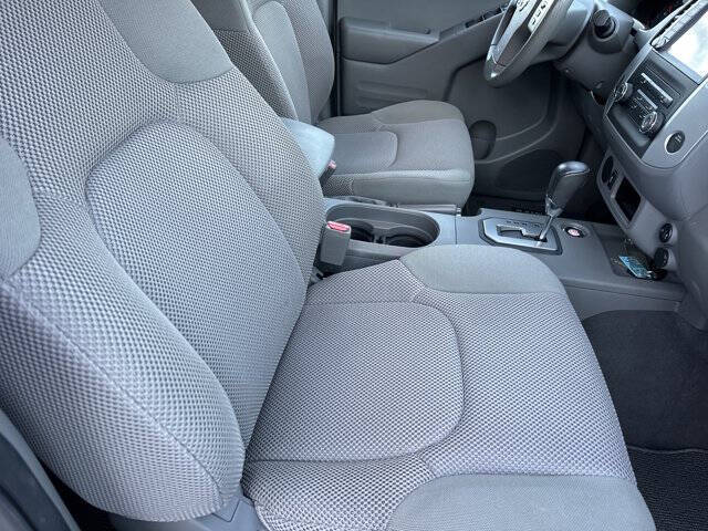 2020 Nissan Frontier SV