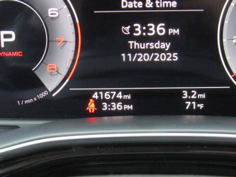 2022 Audi Q8 quattro Premium 55 TFSI