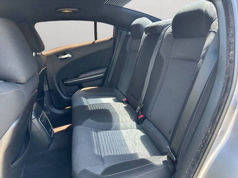 2017 Dodge Charger SXT