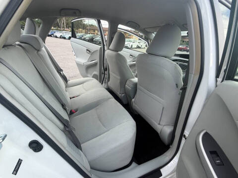 2012 Toyota Prius Two