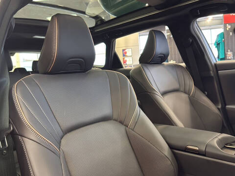 2025 Toyota Crown Signia Limited