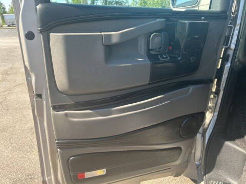 2023 Chevrolet Express 2500