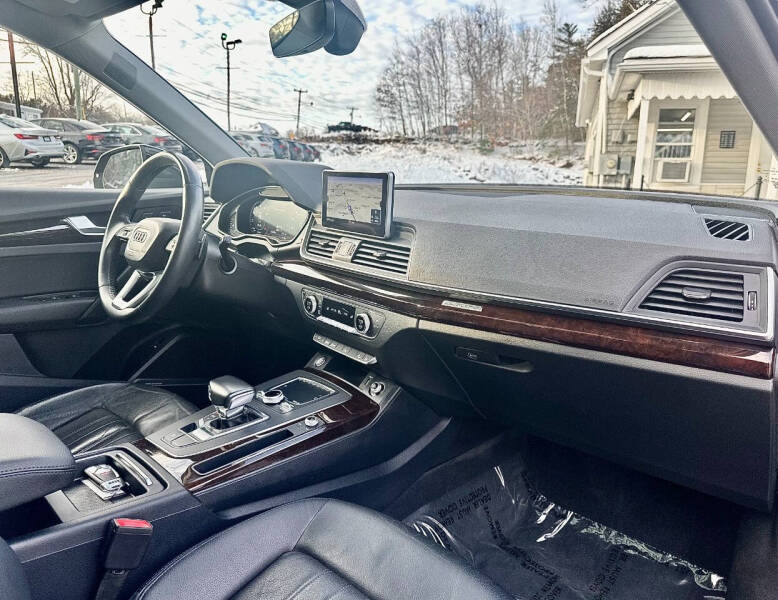 2018 Audi Q5 2.0T quattro Premium Plus