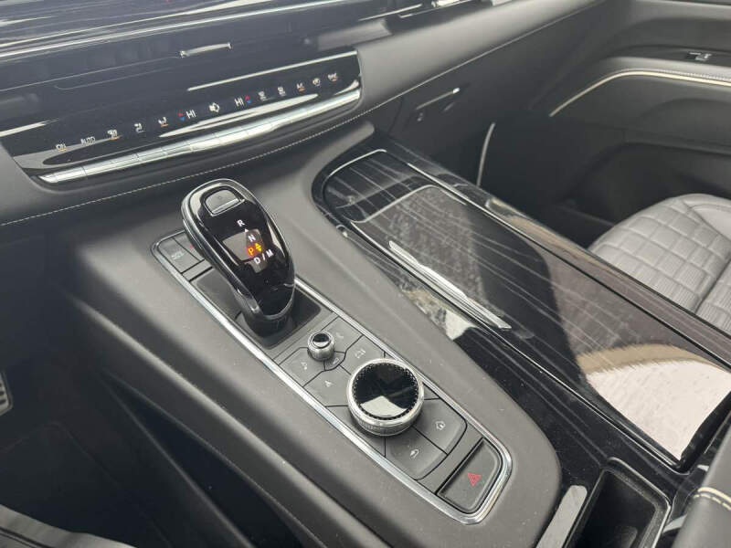 2023 Cadillac Escalade-V