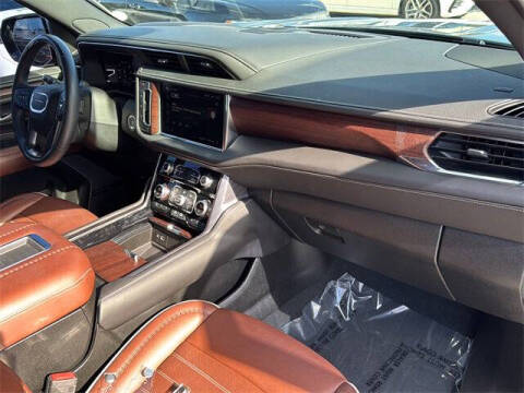 2023 GMC Yukon XL Denali Ultimate