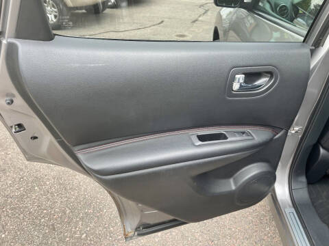 2012 Nissan Rogue SV w/SL Package