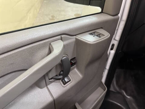 2019 GMC Savana 2500