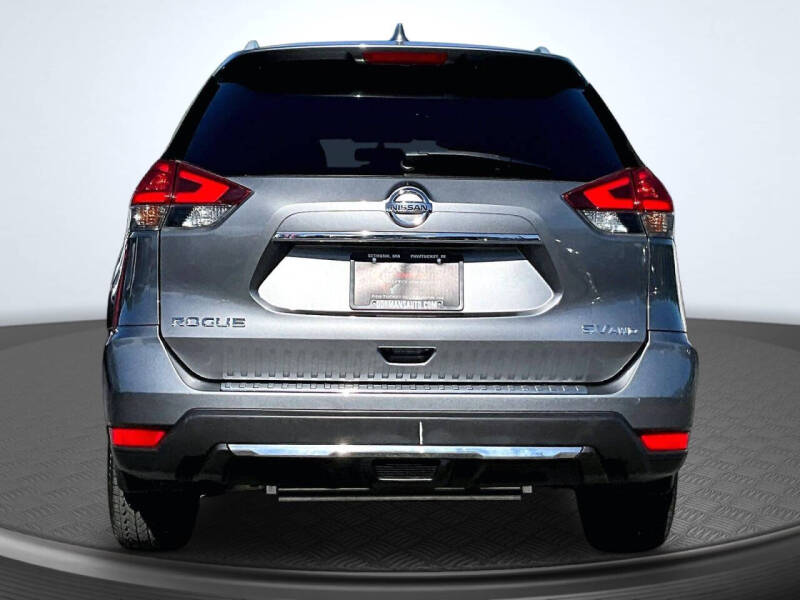 2018 Nissan Rogue