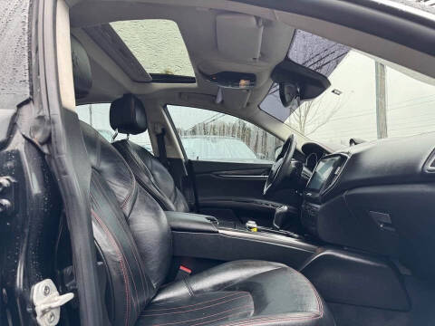 2017 Maserati Ghibli