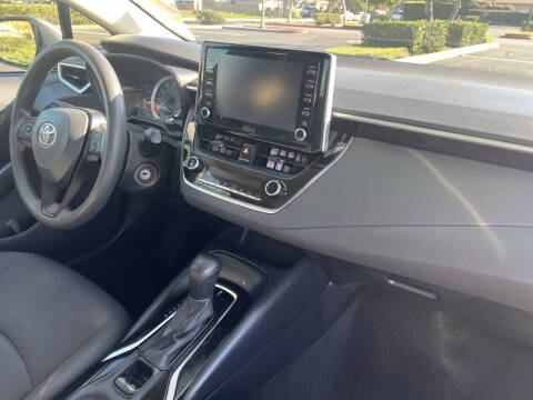 2020 Toyota Corolla LE