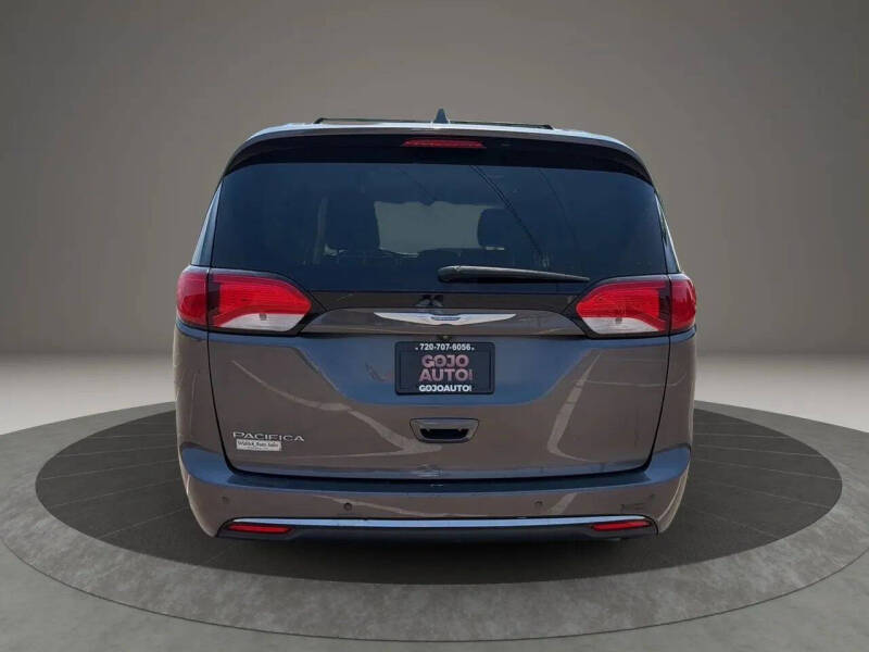 2018 Chrysler Pacifica Touring L