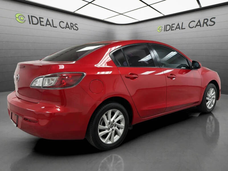 2013 Mazda MAZDA3