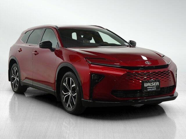 2025 Toyota Crown Signia XLE